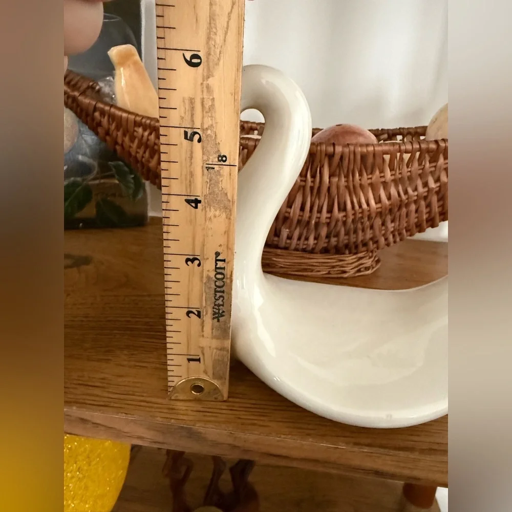Art Deco Ceramic Porcelain Swan Figurine Bathroom Wash Cloth Hand Towel Holder - Picture 7 of 7